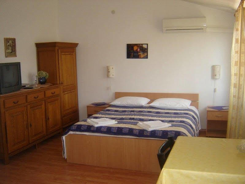 Adria Apartments Zadar Eksteriør billede