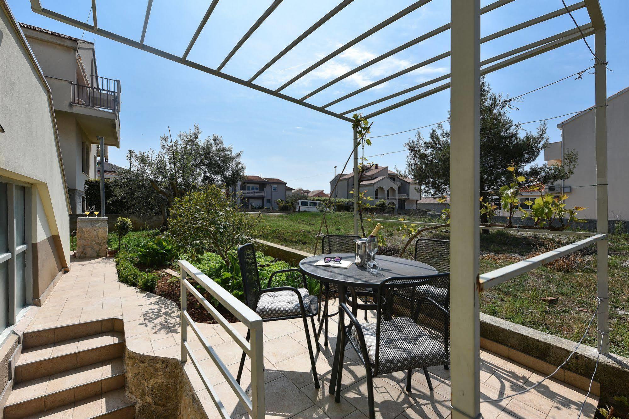 Adria Apartments Zadar Eksteriør billede